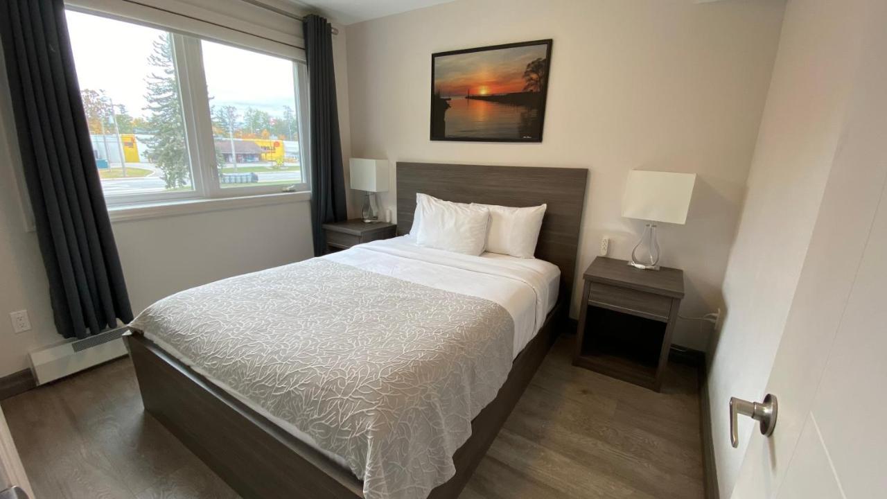 גרנד בנד Amber Hotel מראה חיצוני תמונה