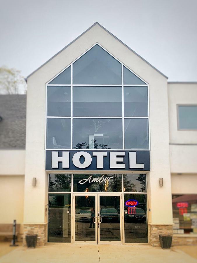 גרנד בנד Amber Hotel מראה חיצוני תמונה