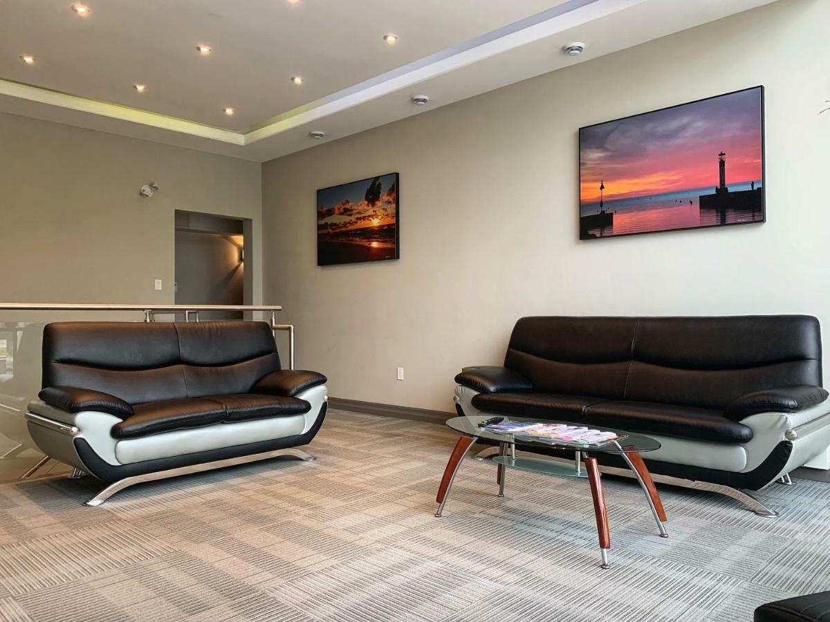 גרנד בנד Amber Hotel מראה חיצוני תמונה